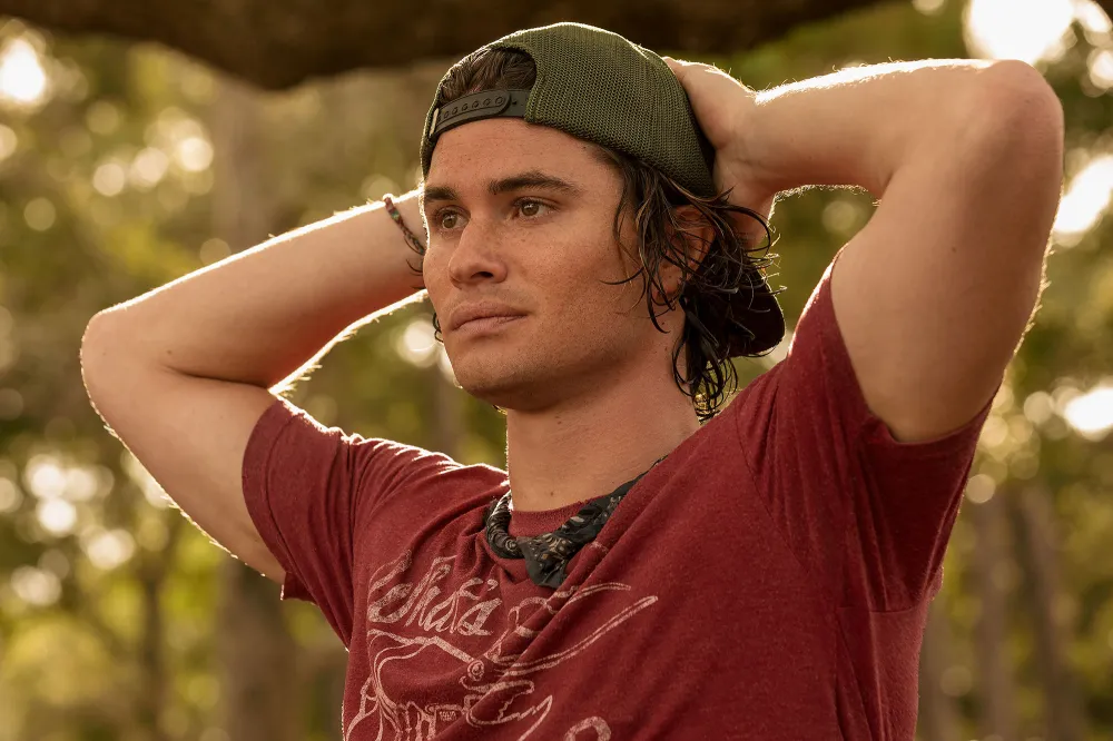 Kelsea Ballerini Reveals Why She Does Not Watch Boyfriend Chase Stokes Outer Banks