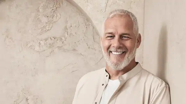 Kelsey Anderson Supports Dad Mark as Next Golden Bachelor 033