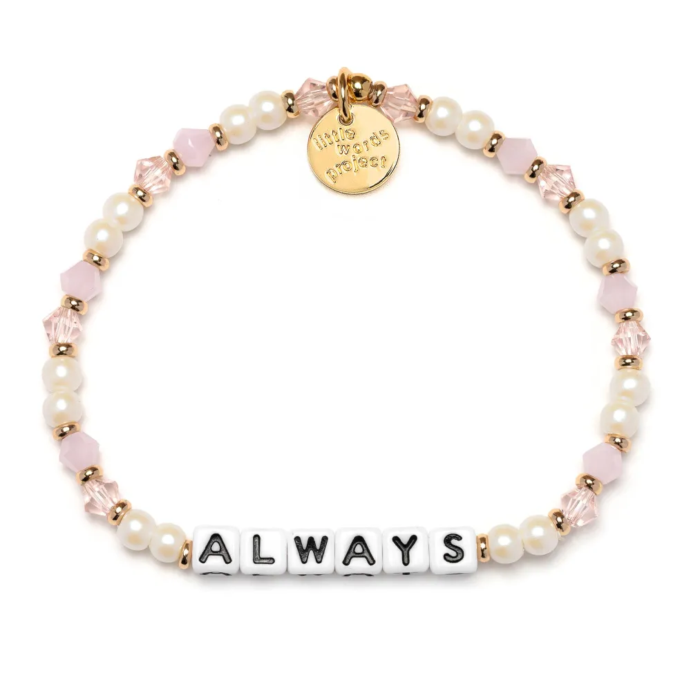 Kelsey Anderson Supports Dad Mark as Next Golden Bachelor 034