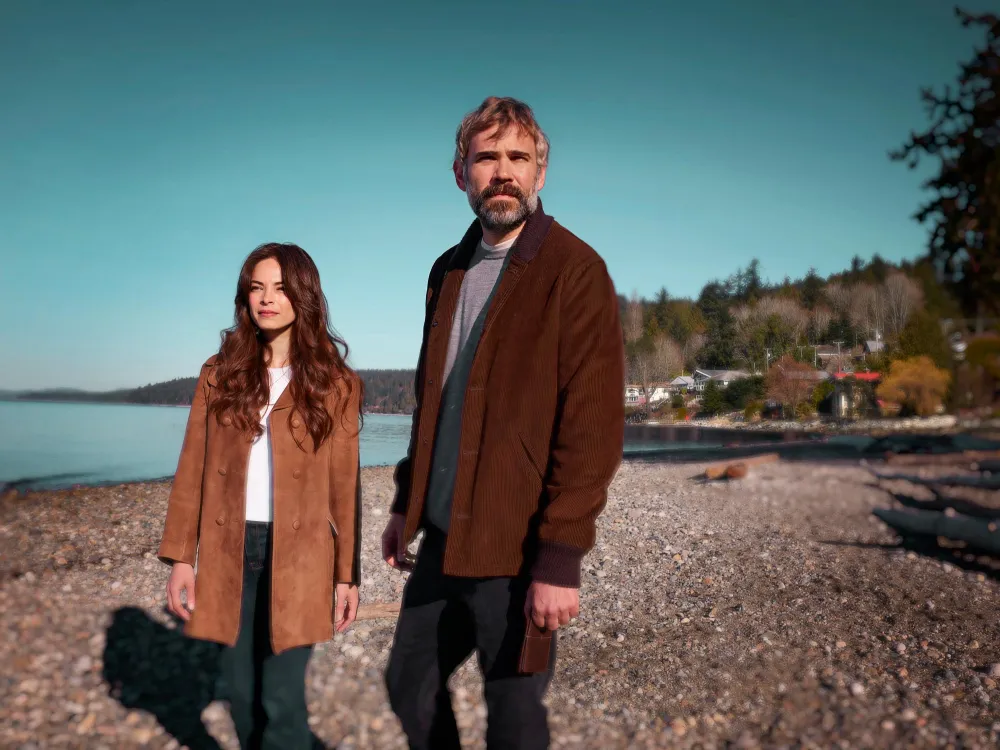 Kristin Kreuk Hints Cassandra and Karl Will Face Difficult Conflict on Murder in a Small Town 024