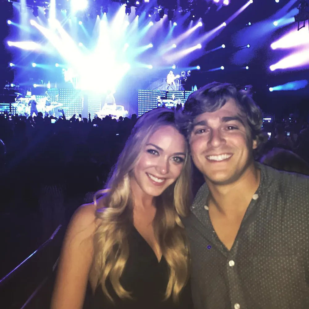 Los Angeles Dodgers's Kike Hern&aacute;ndez and Wife Mariana Relationship Timeline