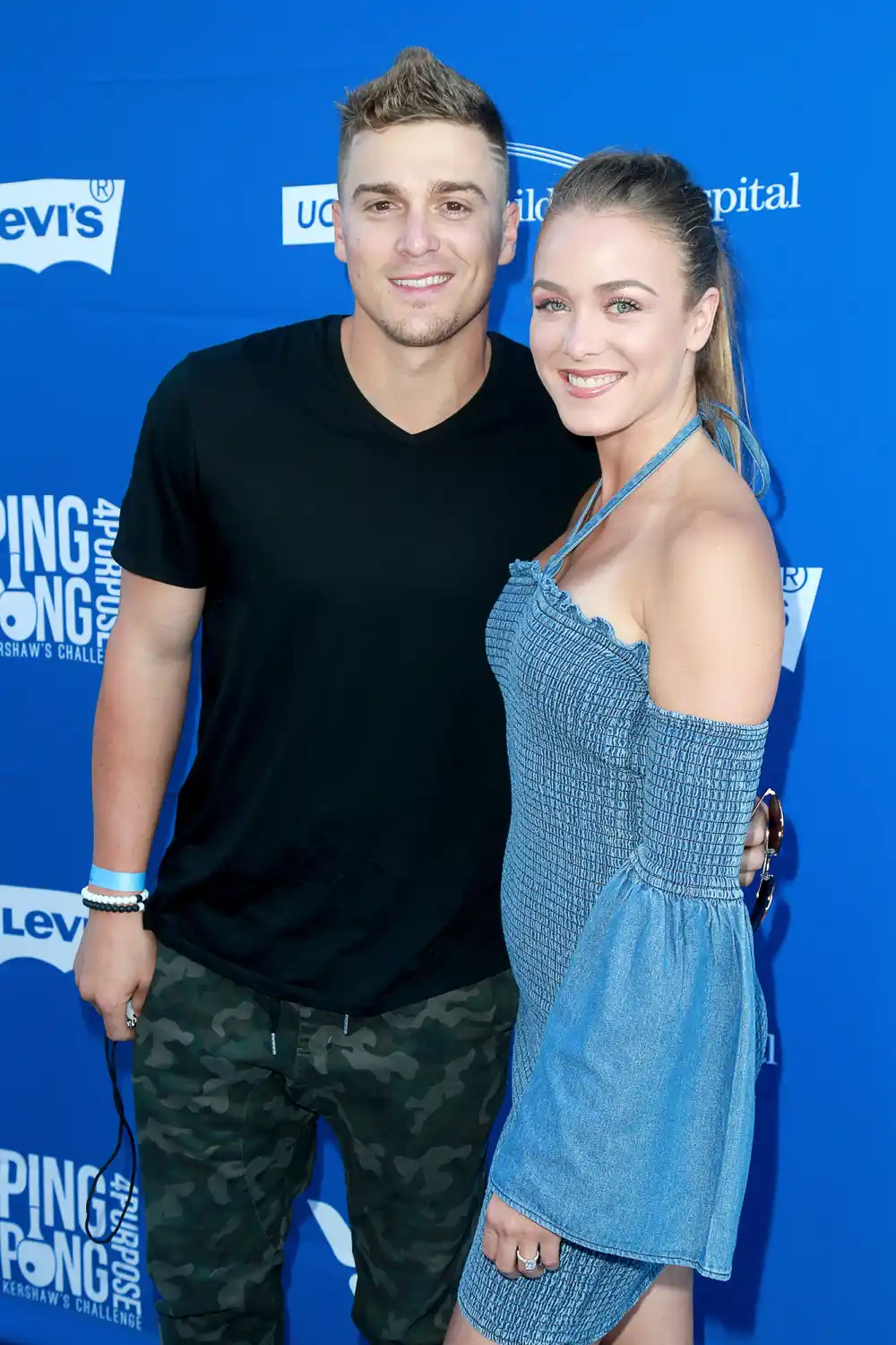 Los Angeles Dodgers's Kike Hern&aacute;ndez and Wife Mariana Relationship Timeline