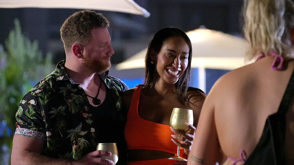 Love Is Blind&rsquo;s Monica and Stephen Split After He&rsquo;s Caught Texting Another Woman About &lsquo;Kinks&rsquo;: Recap