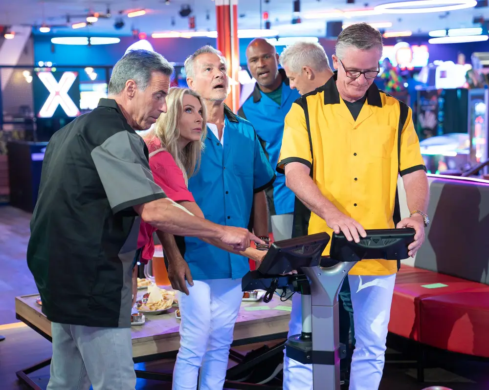 Martha Stewart Jokes She Wouldnt Be Golden Bachelorette for 1 Million