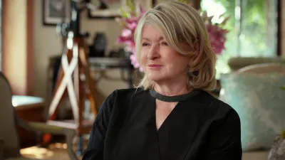 Martha Stewart Was Placed in Solitary for Touching a Prison Guard 2