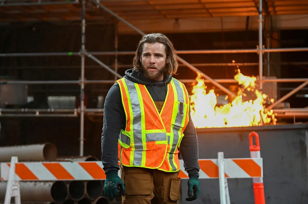 Max Thieriot Addresses Jared Padaleckis Future in the Fire Country Universe After Spinoff Rumors