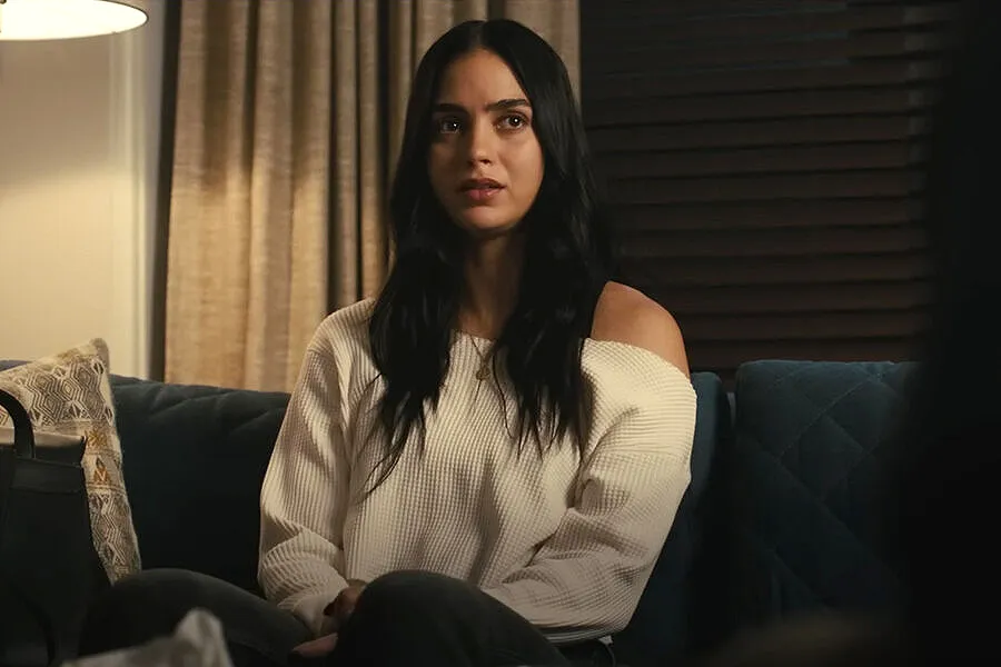 Melissa Barrera Hasn t Spoken to Neve Campbell Since Scream Firing Everyone Makes Their Choices