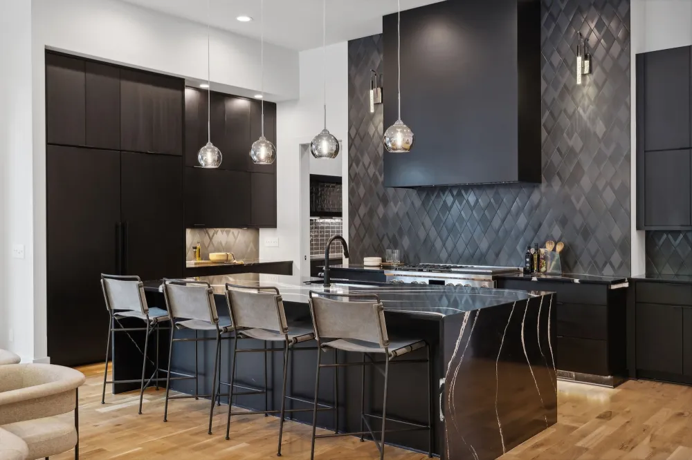 NFL Star Derrick Henry Lists Nashville Mansion for 3 3 Million See Photos