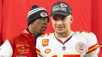 Patrick Mahomes Dad Told Cops Arrest Would F With Him