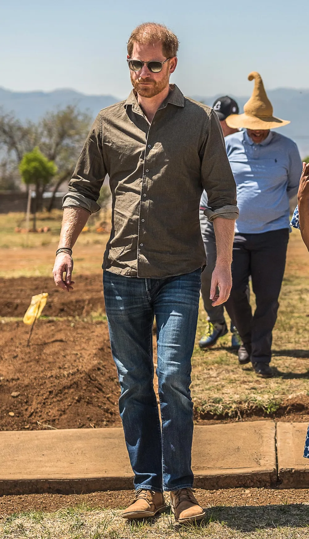 Prince Harry Returns to Southern Africa for the 1st Time in 5 Years After London New York Trips 003