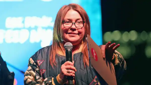 Rachael Ray in Good Spirits at Event After Revealing Recent Fall