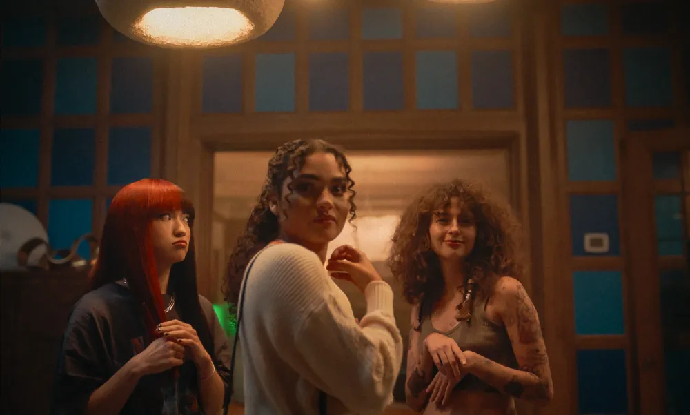 Reina Hardesty Opens Up About Filming s Netflix s It s What s Inside