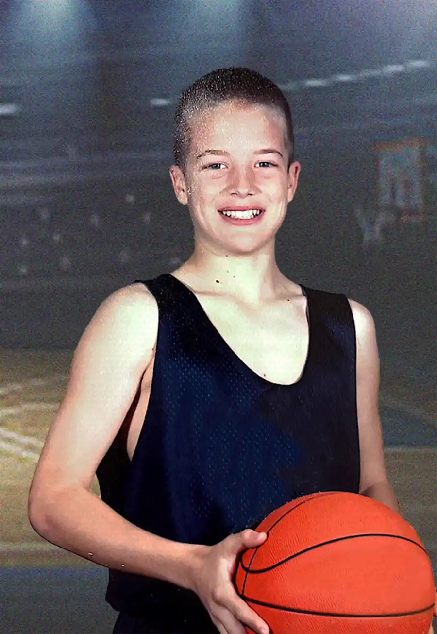 See Baby Pics of Travis Kelce Are You Smarter Than a Celebrity