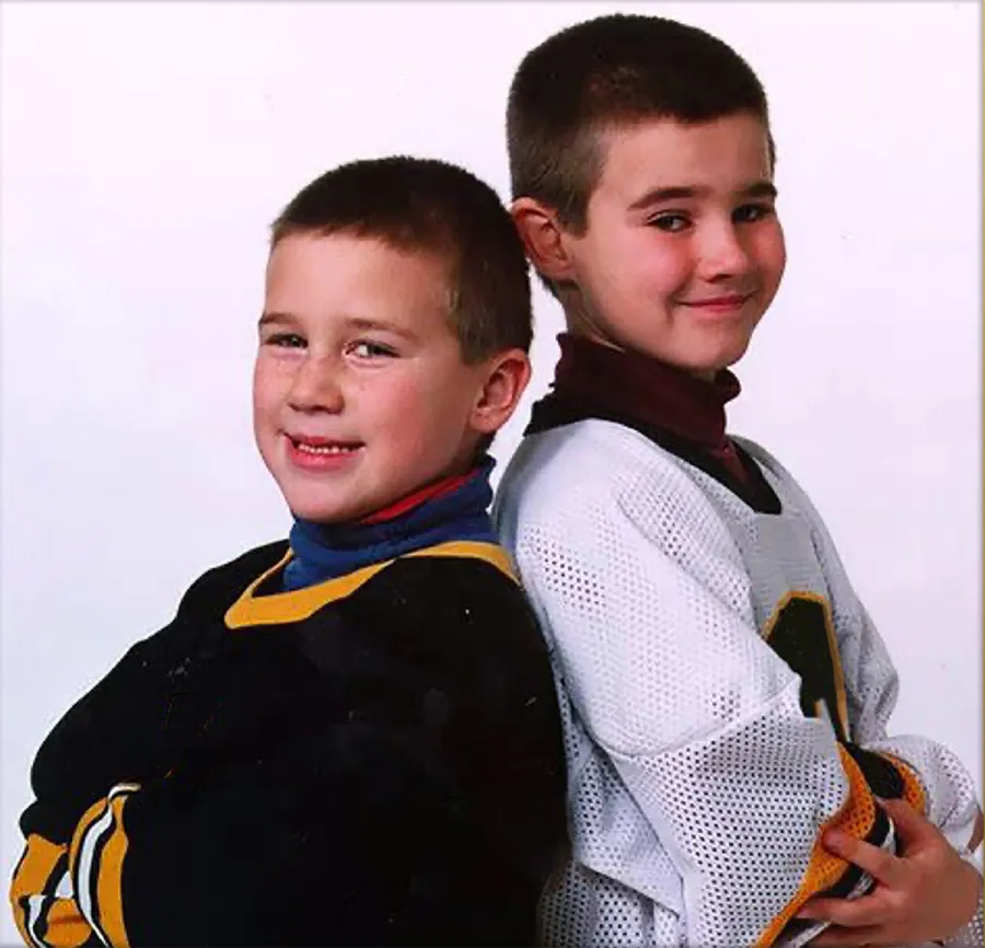 See Baby Pics of Travis Kelce Are You Smarter Than a Celebrity