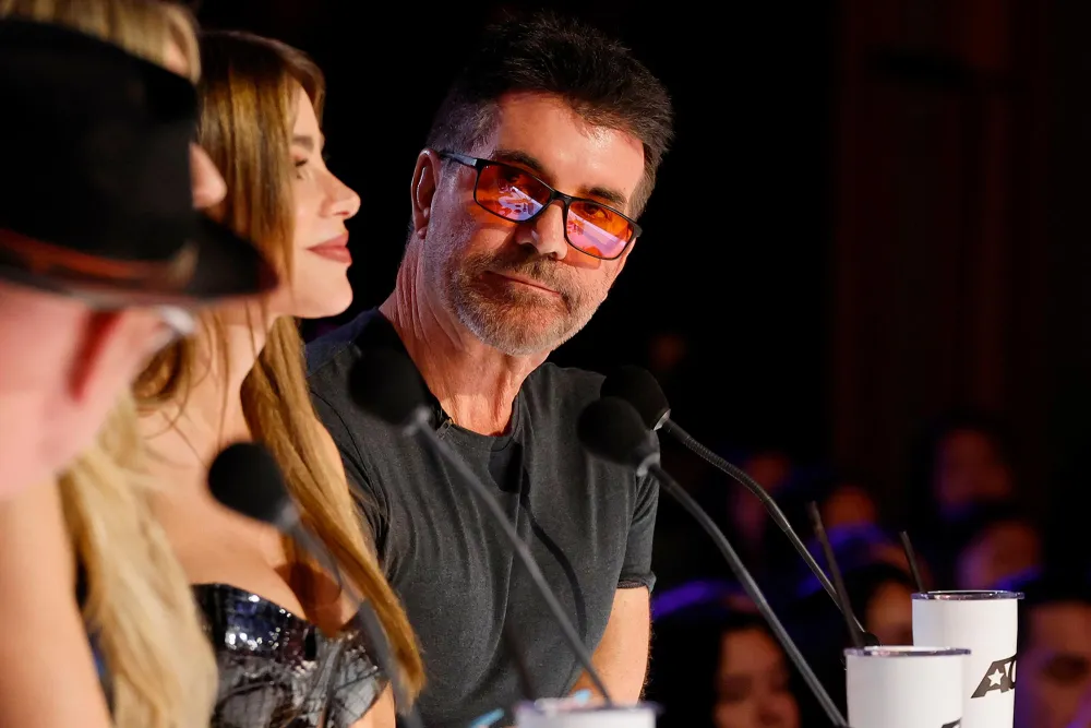 Simon Cowell Reacts to the Death of One Direction Band Member Liam Payne 78