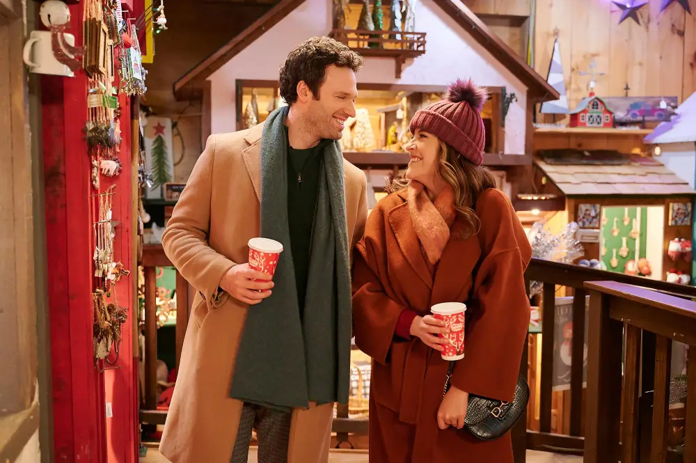 A Guide to Every Holiday Movie on TV This 2024