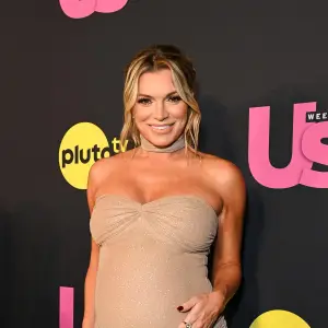 Summer House’s Lindsay Hubbard Gushes Over Supportive Boyfriend in Final Months of Pregnancy 461