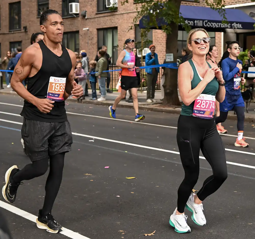 TJ Holmes Is Running NYC Marathon After Hospitalization 2 Amy Robach