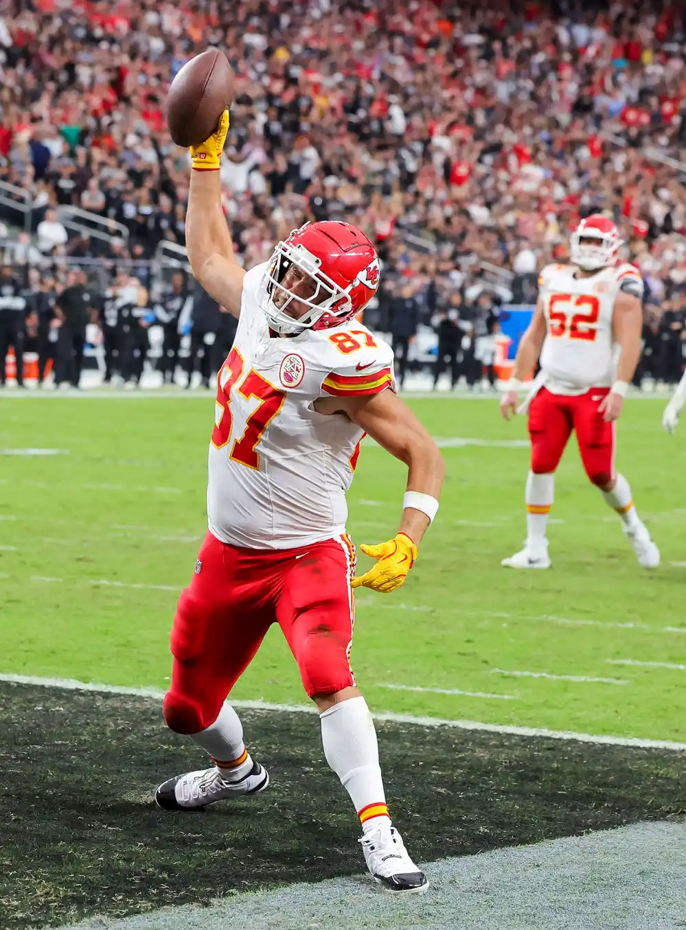 Travis Kelce Jokes About 1st Touchdown of the Season 3
