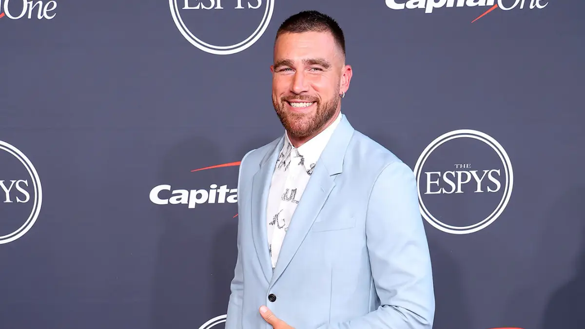 Travis Kelce Jokes About 1st Touchdown of the Season