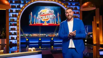 Travis Kelce Shocked Are You Smarter Than a Celebrity Stars With Hosing Abilities Blew Us Away