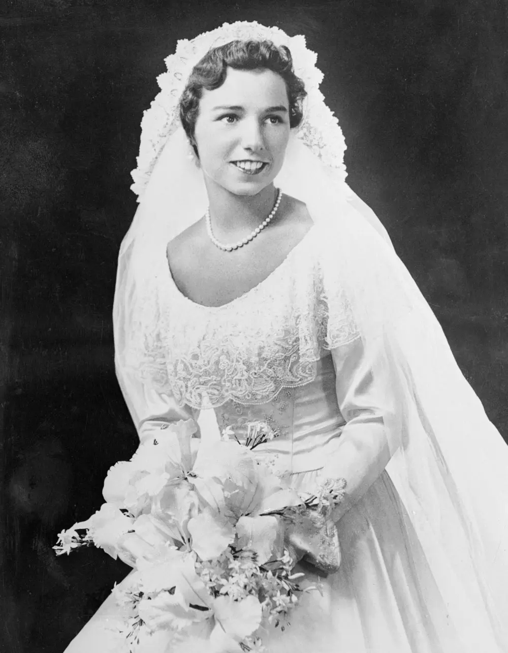 Luxury Handbag Shopping s 5 Hot Stories Ethel Kennedy Dead Kate Middleton Steps Out With Prince William 421