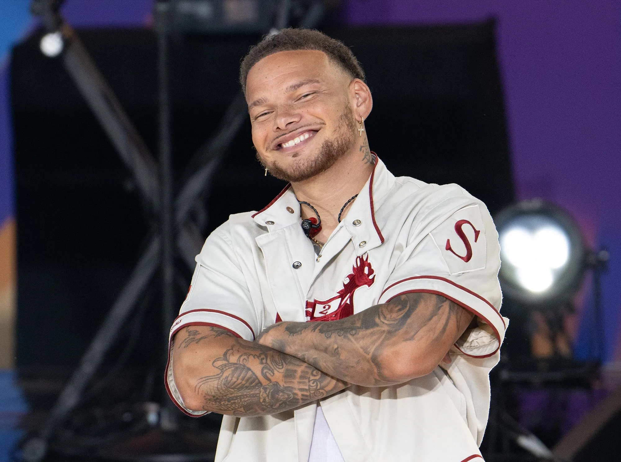 Luxury Handbag Shoppings Backstage Pass Kane Brown Shares His Pre Show Ritual Including Beer Pong and Football