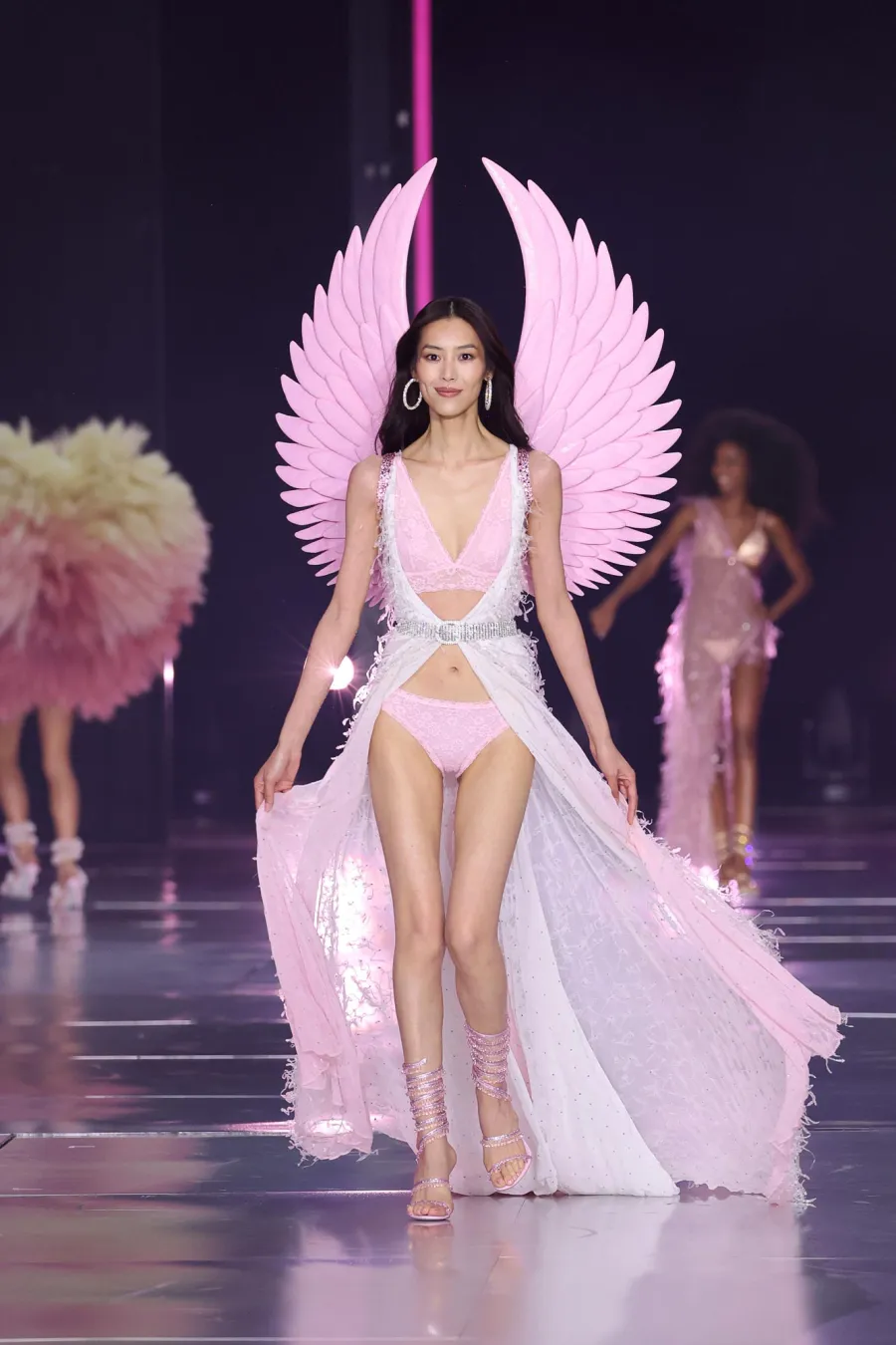 Victoria s Secret Fashion Show 2024 Runway Liu Wen
