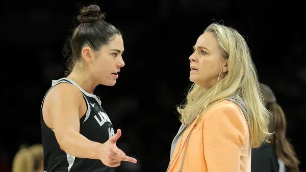 Las Vegas Aces Head Coach Becky Hammon Goes Off on Kelsey Plum During Heated Timeout Confrontation