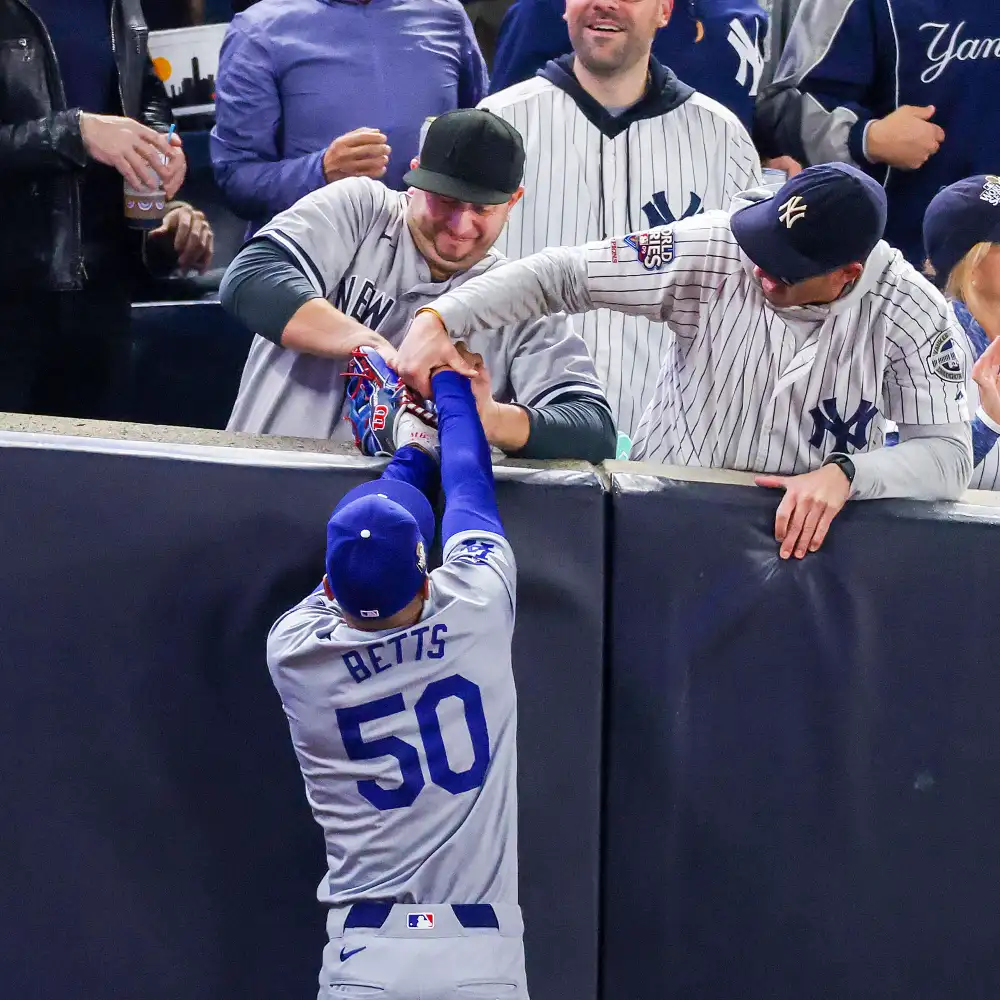 Yankees Fan Speaks Out After Prying Ball Out of Mookie Betts Glove 2