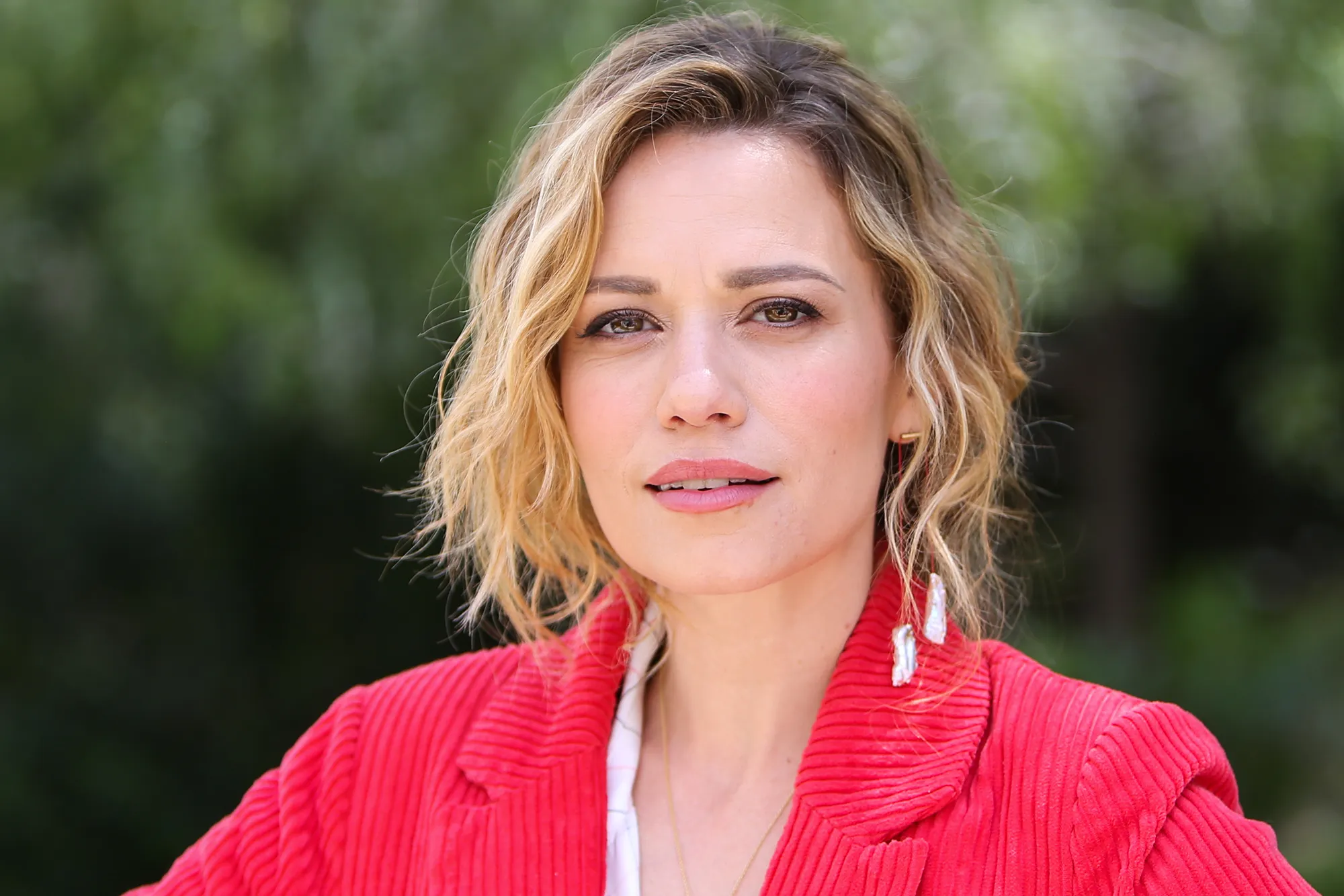 OTH's Bethany Joy Lenz Apologizes to Her Parents for 10-Year Cult Stint