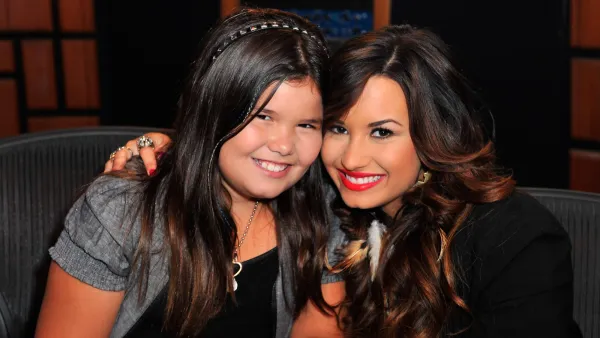 Demi Lovato Mom and Older Sister Mourn Madisons Stillborn Baby