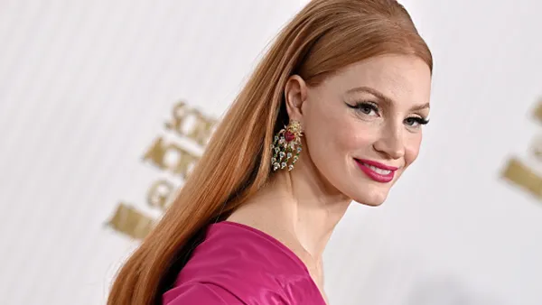 jessica chastain in pink on red carpet
