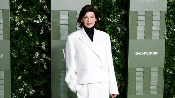 linda evangelista white blazer