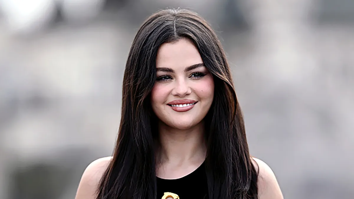 LONDON, ENGLAND - OCTOBER 10: Selena Gomez attends the photocall for "Emilia Pérez" at The Corinthia Hotel on October 10, 2024 in London, England. (Photo by Gareth Cattermole/Getty Images)