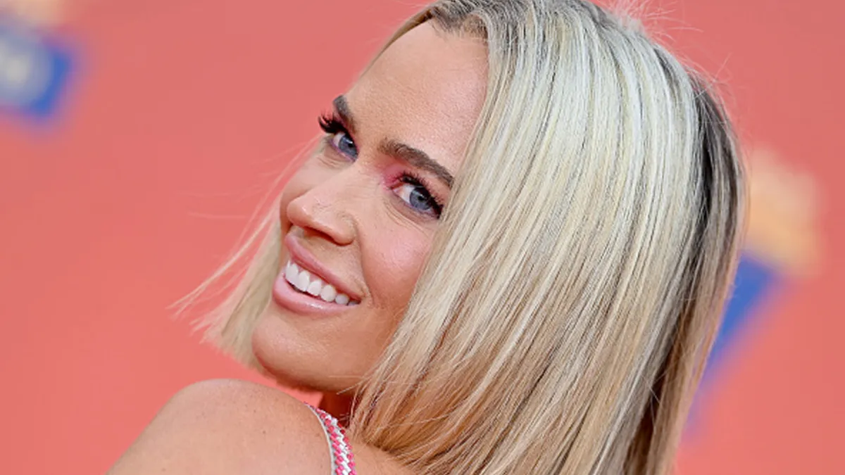 teddi mellencamp on red carpet