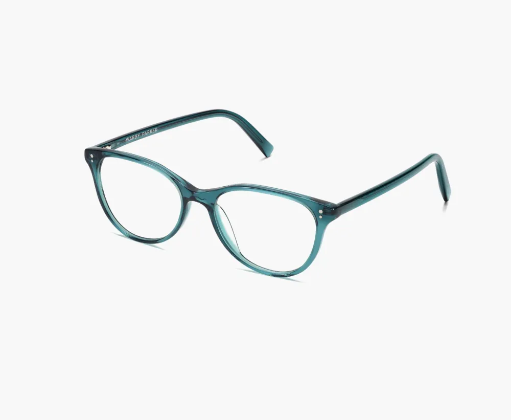 Bishop Briggs Spills Out the Contents of Her Tote For What&rsquo;s in My Bag