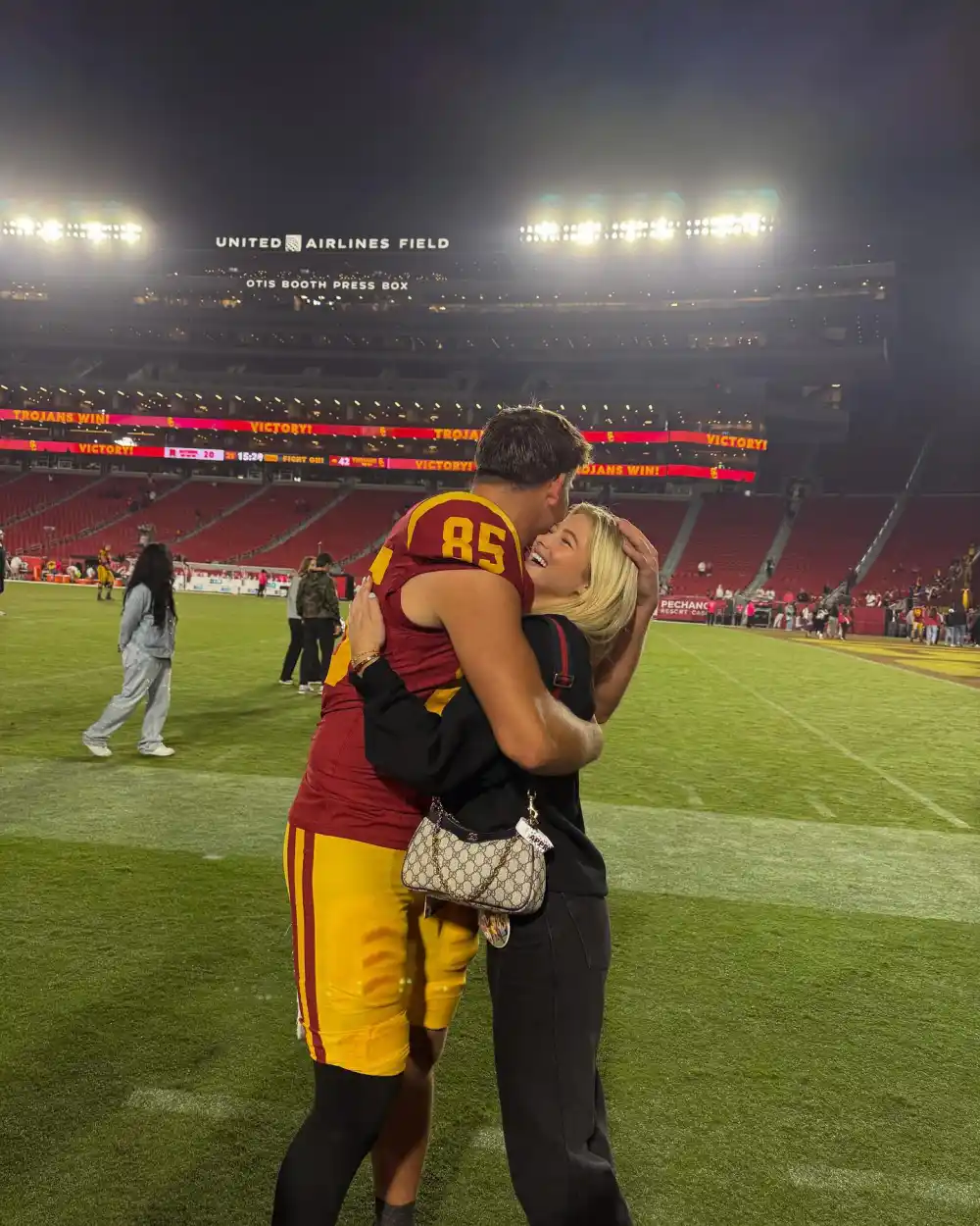 Who Is Walker Lyons? Meet the USC Trojans Tight End Dating to DWTS&rsquo; Rylee Arnold