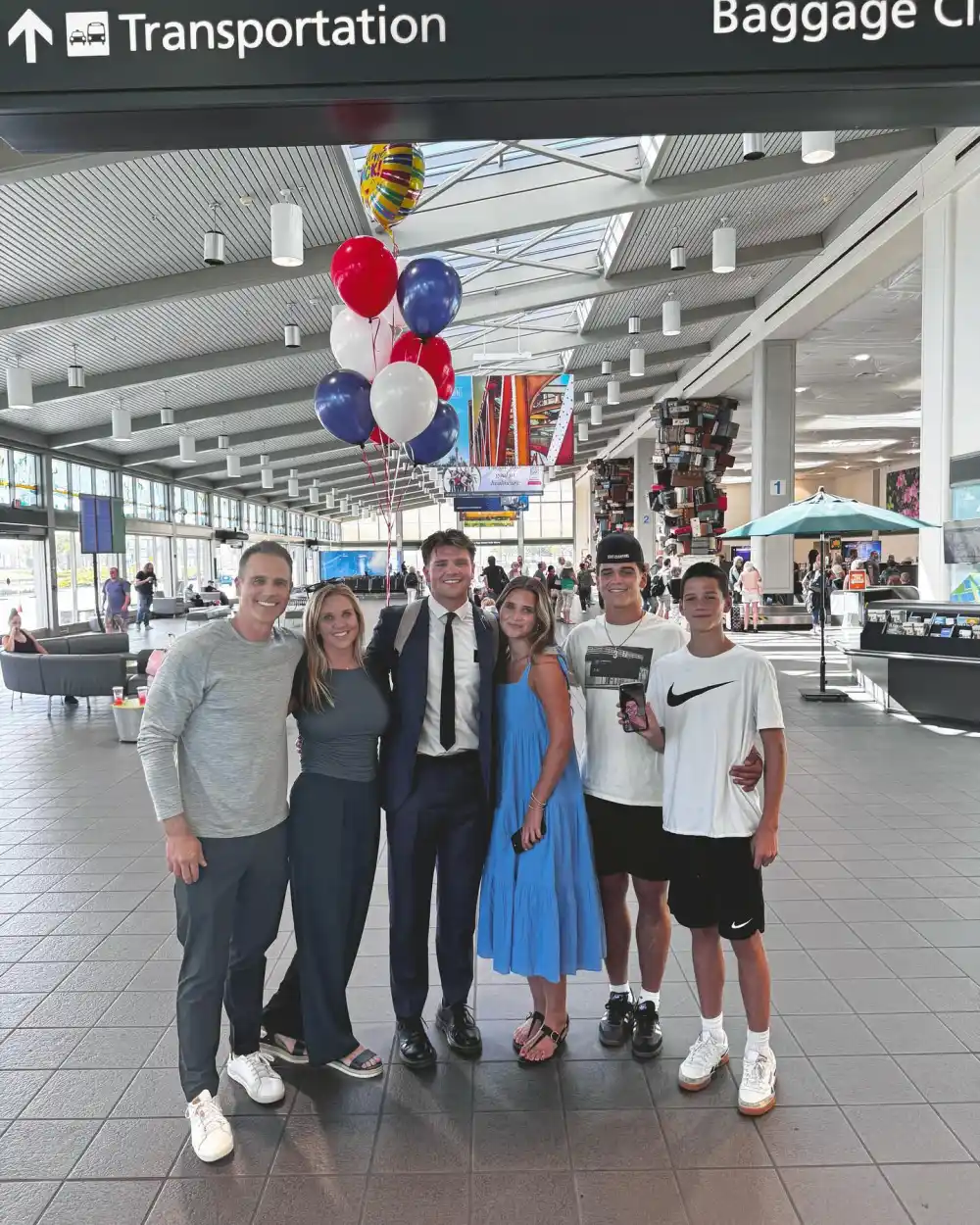 Who Is Walker Lyons? Meet the USC Trojans Tight End Dating to DWTS&rsquo; Rylee Arnold