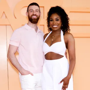 Love Is Blinds Cameron Hamilton Praises Wife Lauren Speed Hamiltons Energy During IVF Cycle