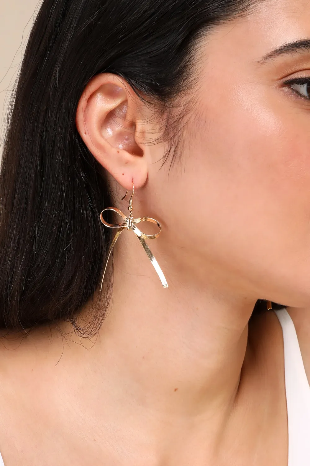 gold bow earrings