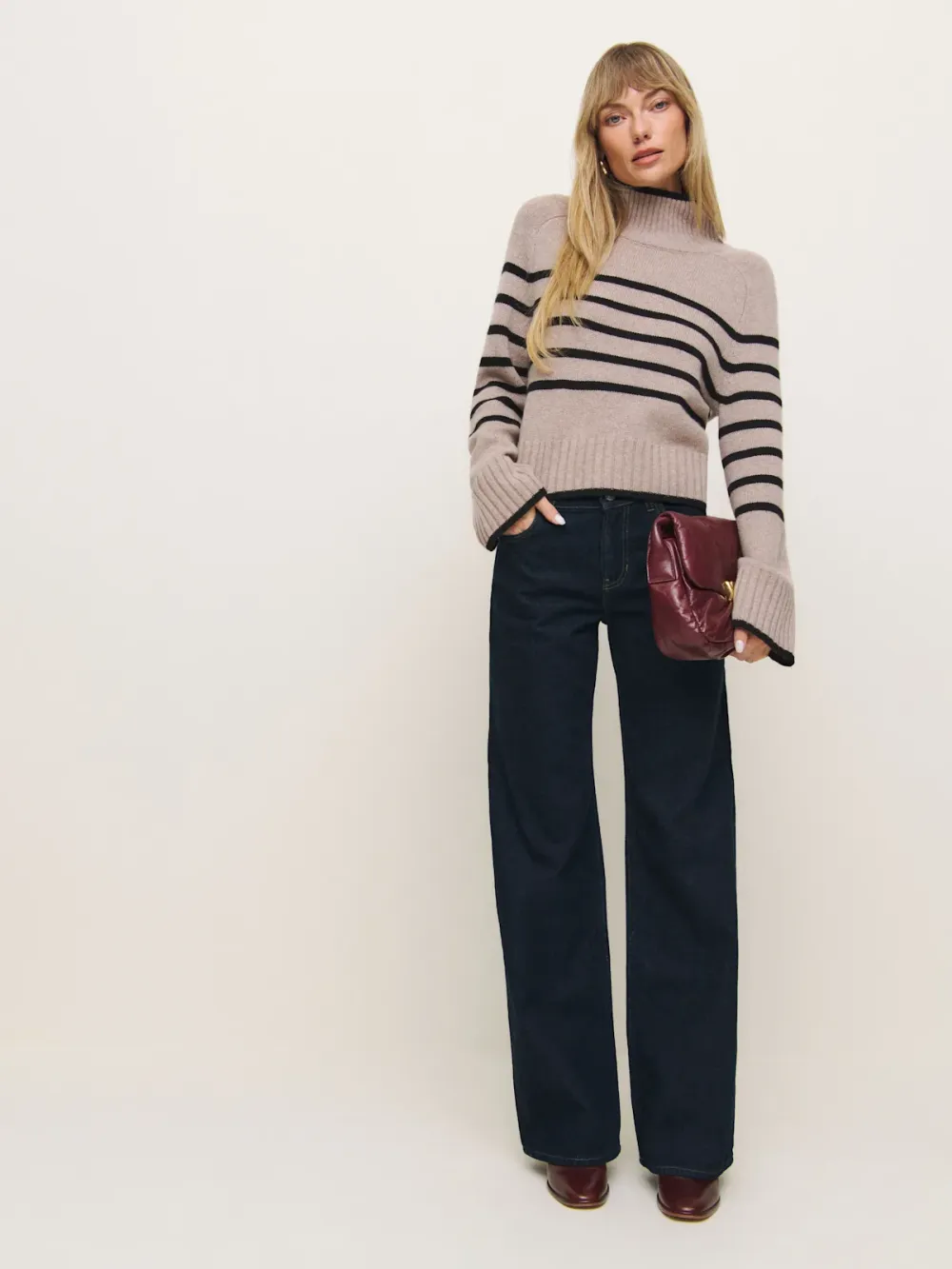 low-rise wide-leg jeans