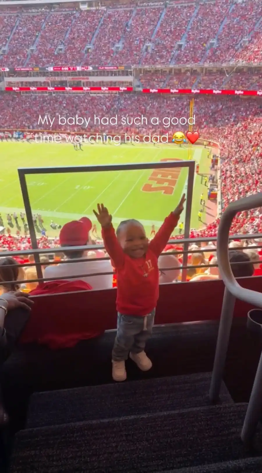 Kansas City Chiefs Wide Receiver Mecole Hardman Jr and Girlfriend Chariah Gordons Family Album