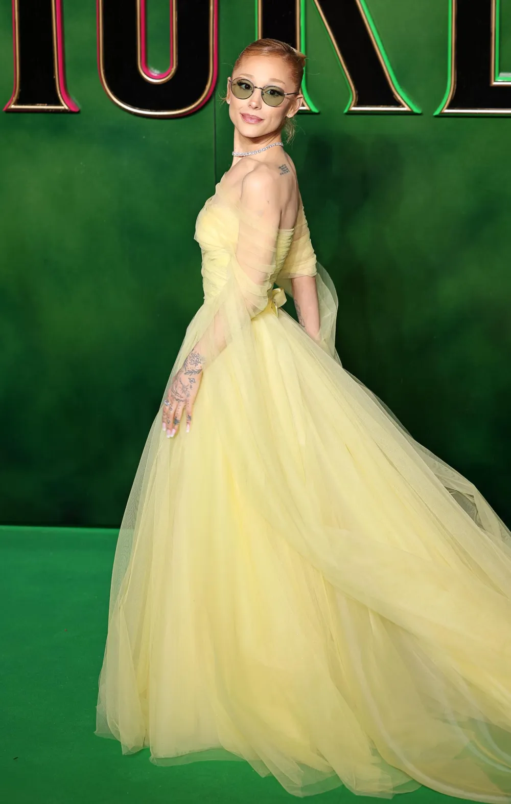 Ariana Grande and Cynthia Erivo Honor Their Characters One Day Short Costumes 124128