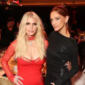 Ashlee Simpson Shuts Down Jessica Simpson Marriage Rumors