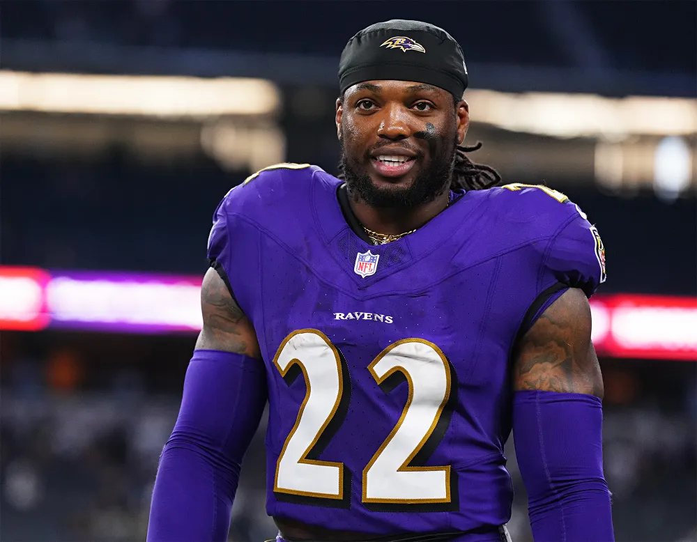 Baltimore Ravens Derrick Henry Gets Pantsed