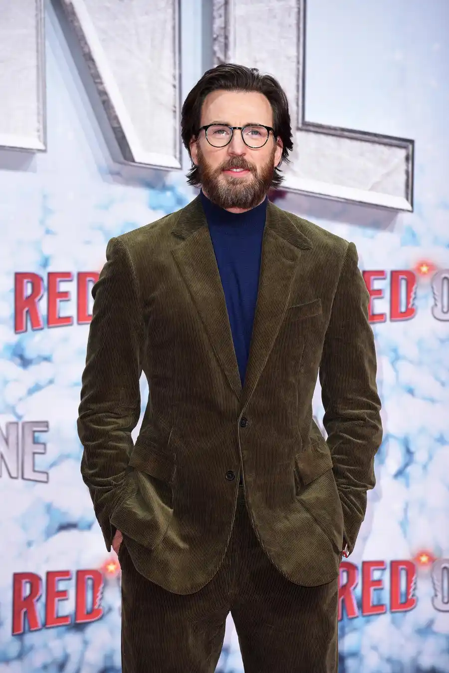 Breaking Down Chris Evans Facial Hair Transformation Over the Years