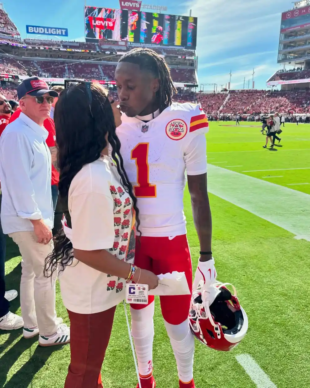 Chiefs Star Xavier Worthy Fiancee Tia Jones Ignored His 1st Instagram DM
