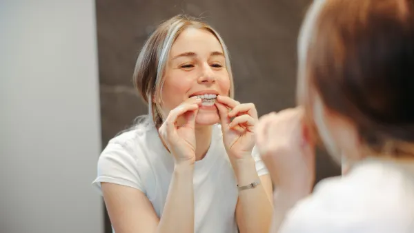 Crest-Whitening-Strips-Sale-Image