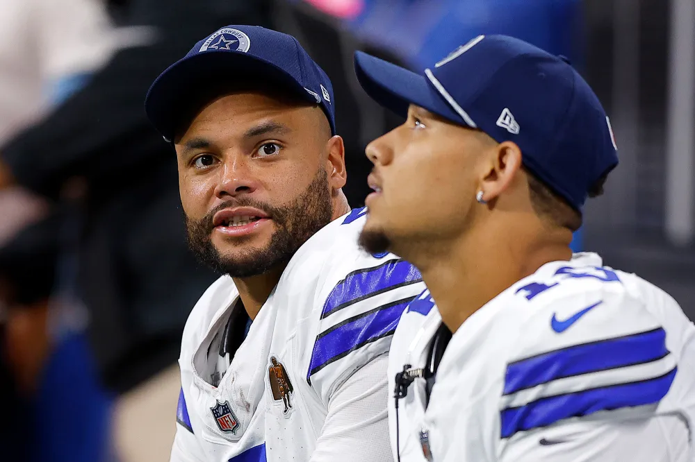 Dallas Cowboys QB Dak Prescott Caught on Camera Saying We Suck During 3rd Straight Loss